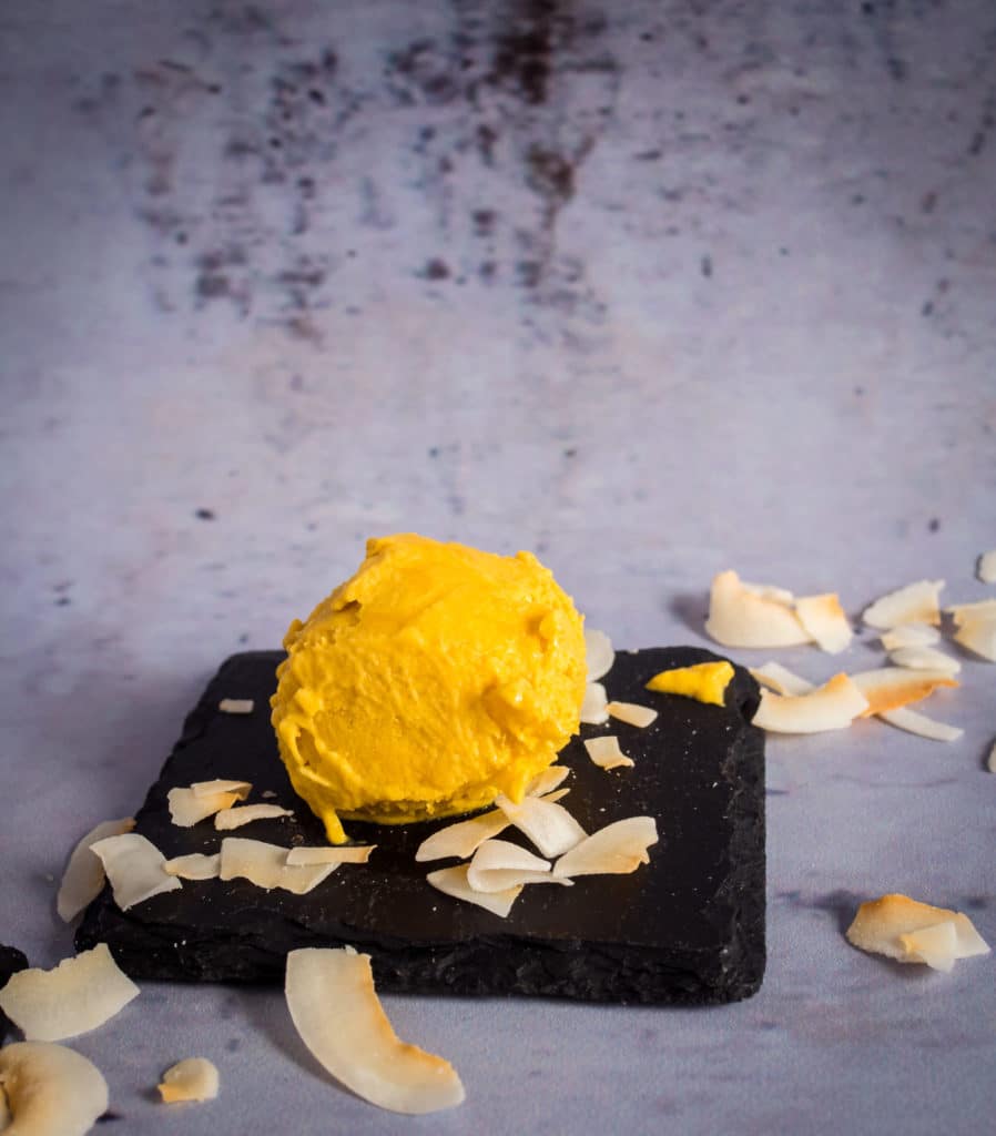 Mango-Kokos Eis