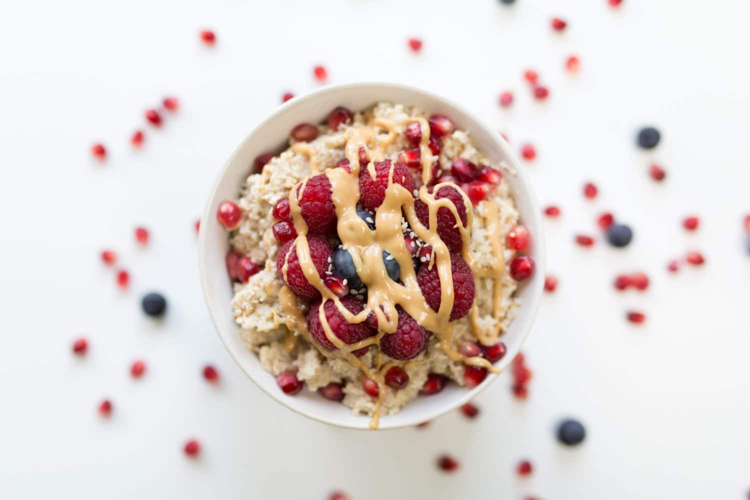veganes-erdnuss-oatmeal-leonie-glowing3