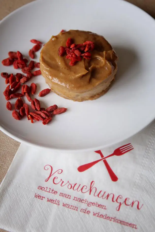 Apfel Karamell Törtchen mit Marzipan