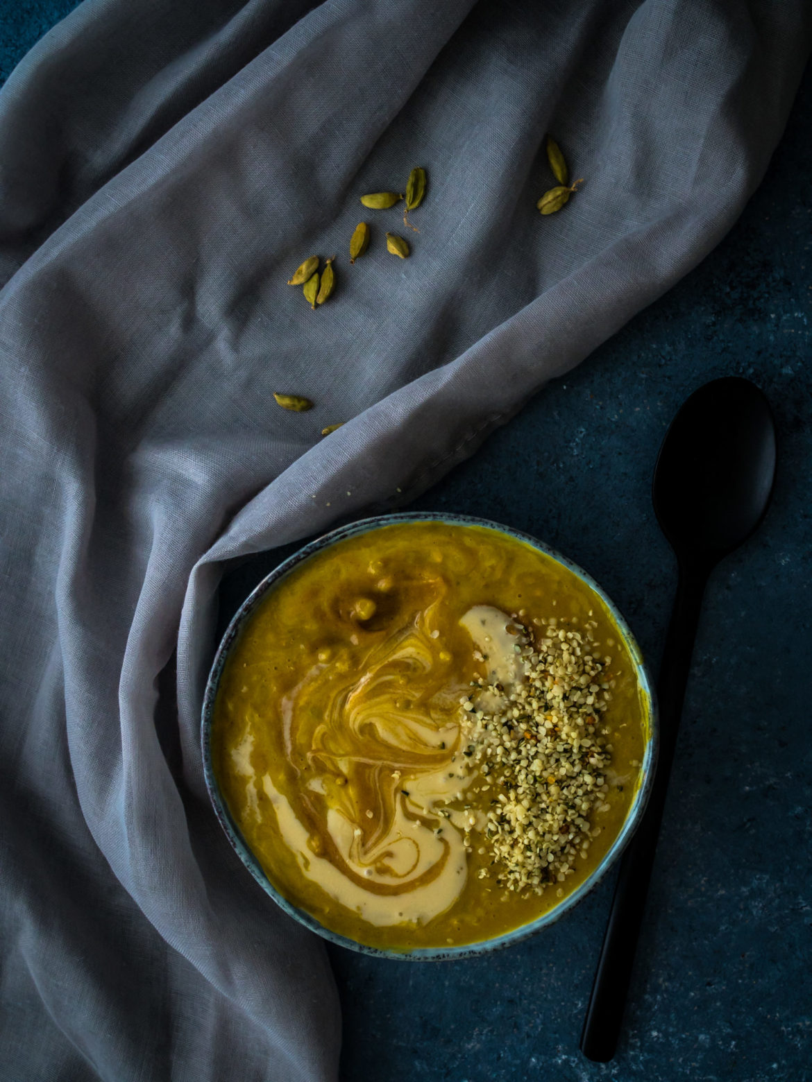 Kasha Rezept aus Russland mit ayurvedischer Golden Milk.