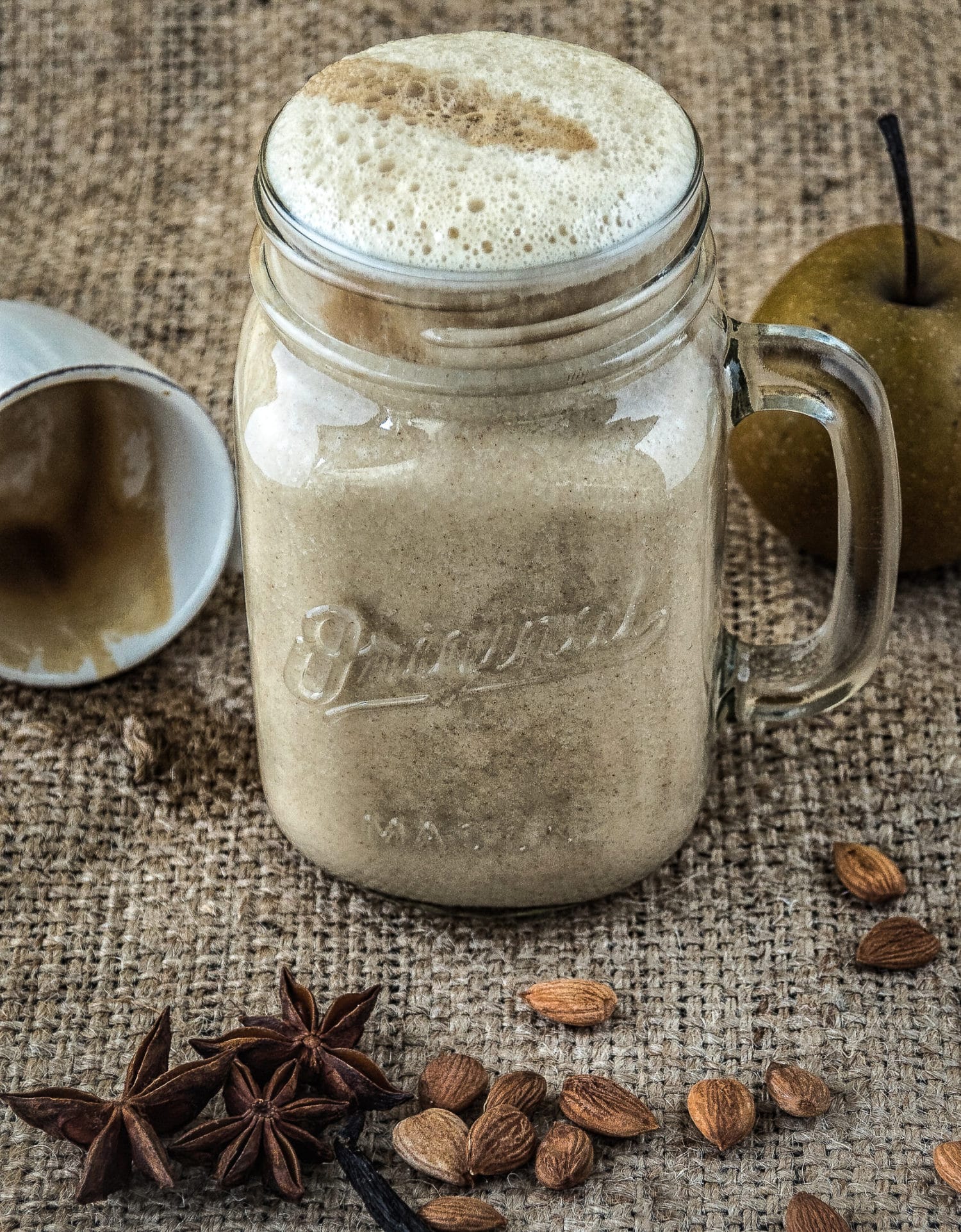 Apfel-Lebkuchen Latte und Bäume retten durch Schokolade essen.