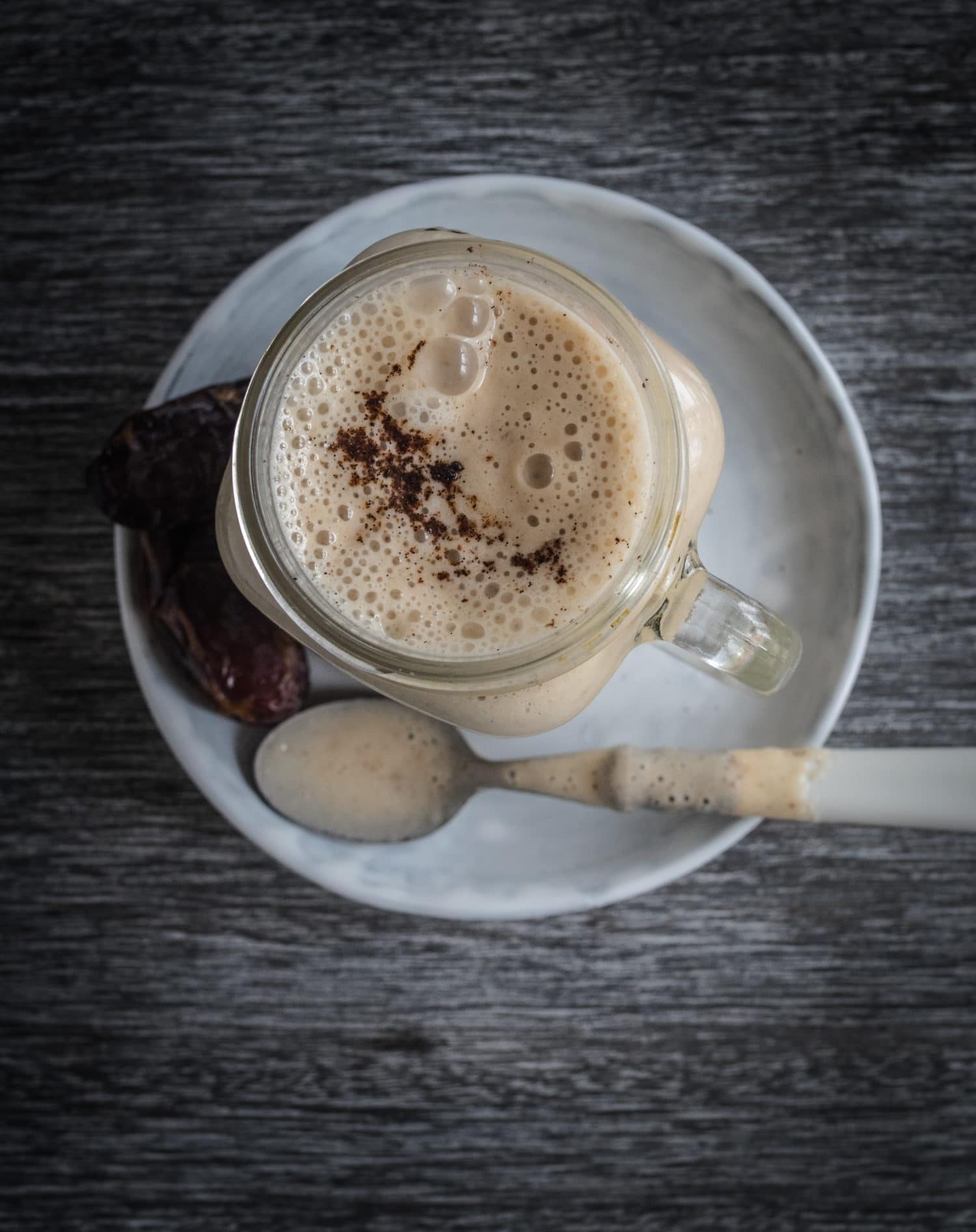 Ein Traum von einem Smoothie: cremiger Vanille Mandel Smoothie