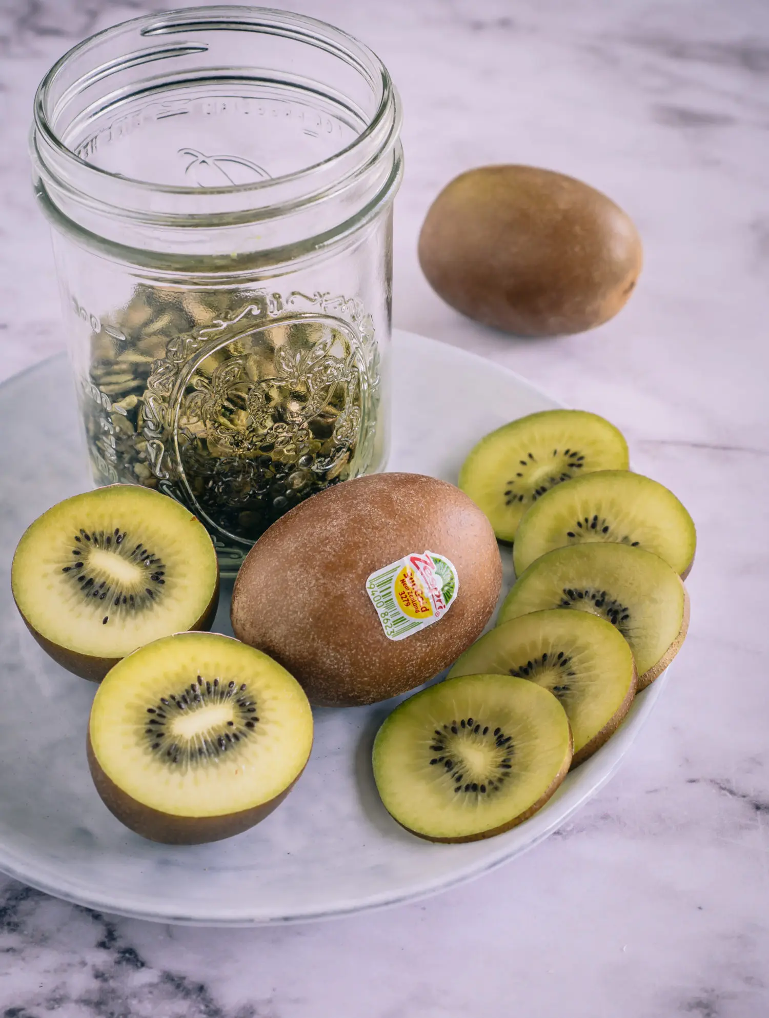 Matcha Muesli Bowl mit Zespri