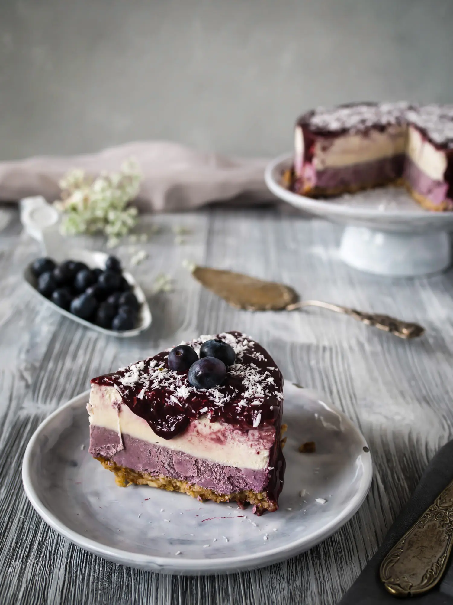 Roher Blaubeer Kokos Cheesecake