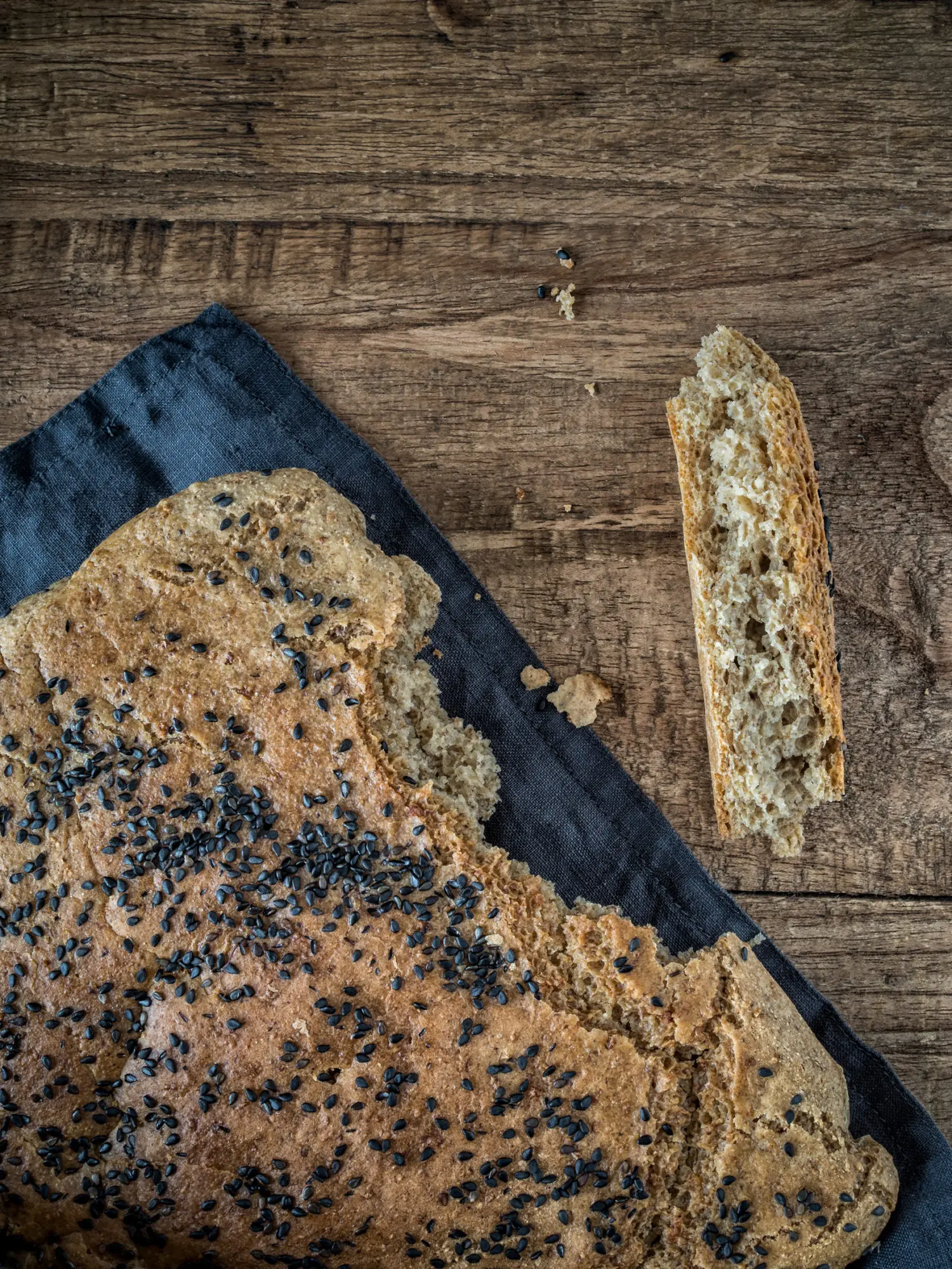 Erdmandelfladenbrot mit NAbio Gemüsesuppen