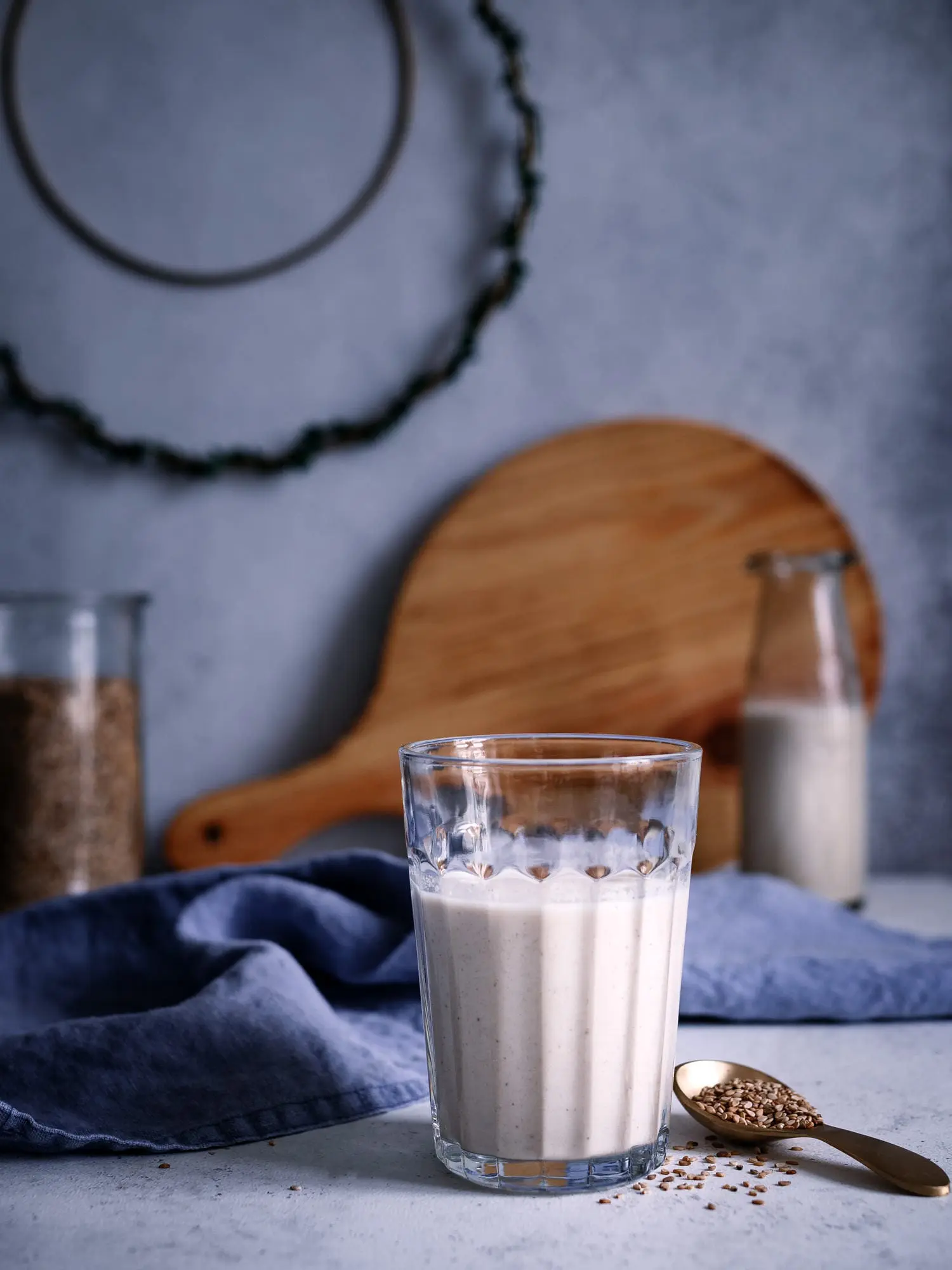 Sesammilch einfach selber machen aus Sesamsamen