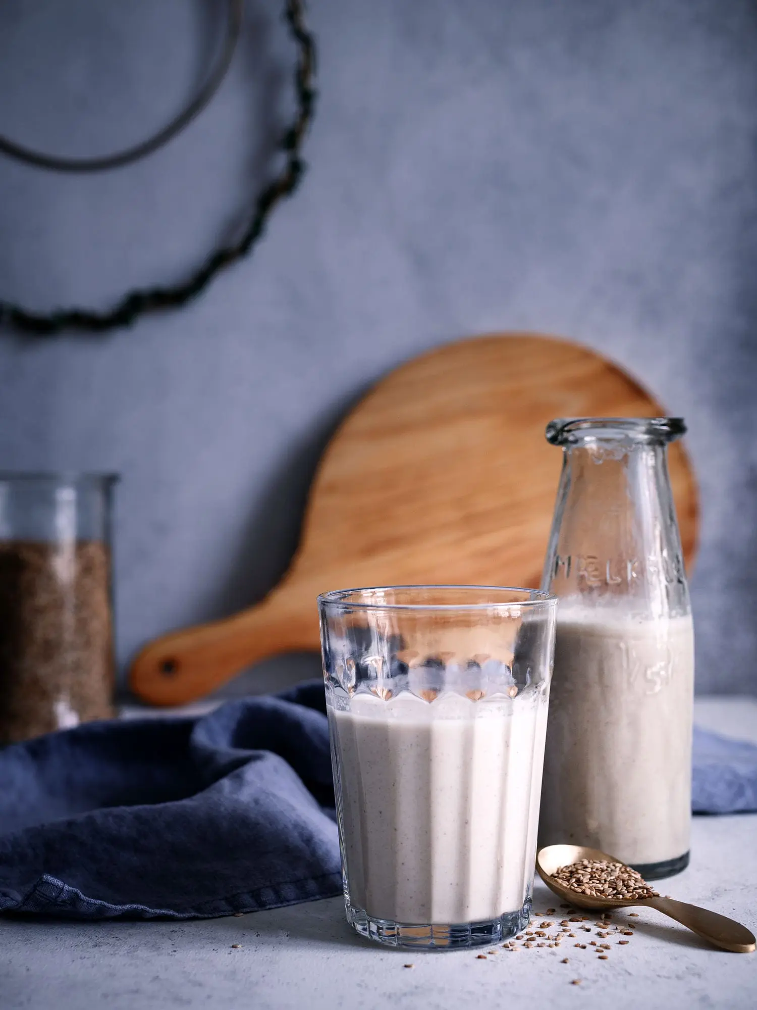 Sesammilch einfach selber machen aus Sesamsamen