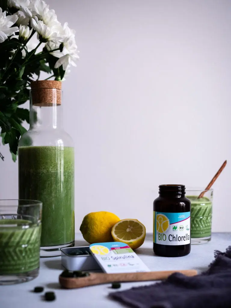 Spirulina Smoothie und Sortiment von GSE 