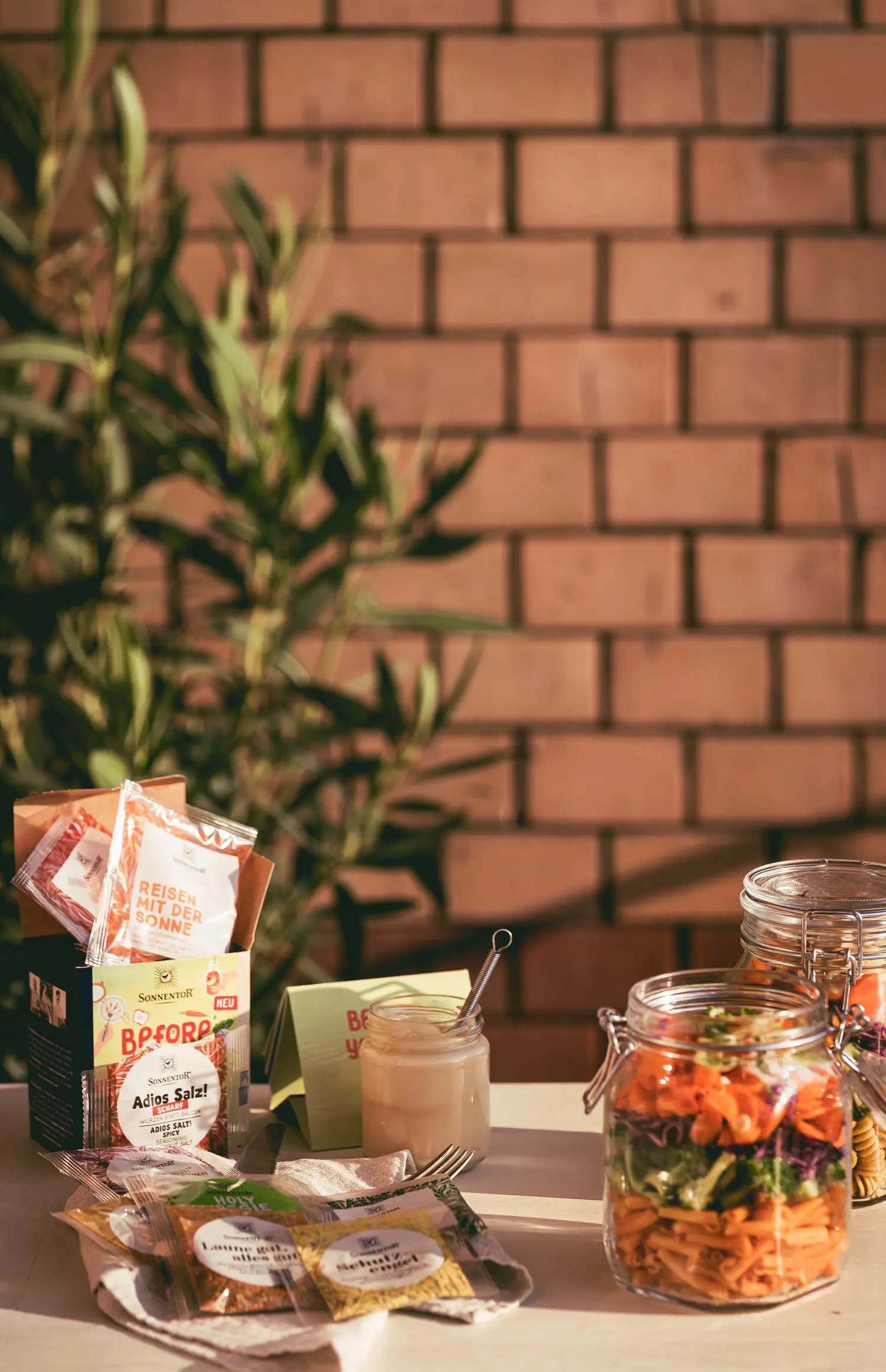 Die Lunch Box Ideenvielfalt von Sonnentor - veganer Nudelsalat