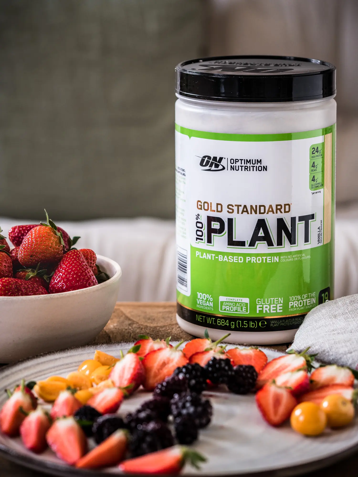 GOLD STANDARD PLANT für vegane Protein Pancakes mit Beeren