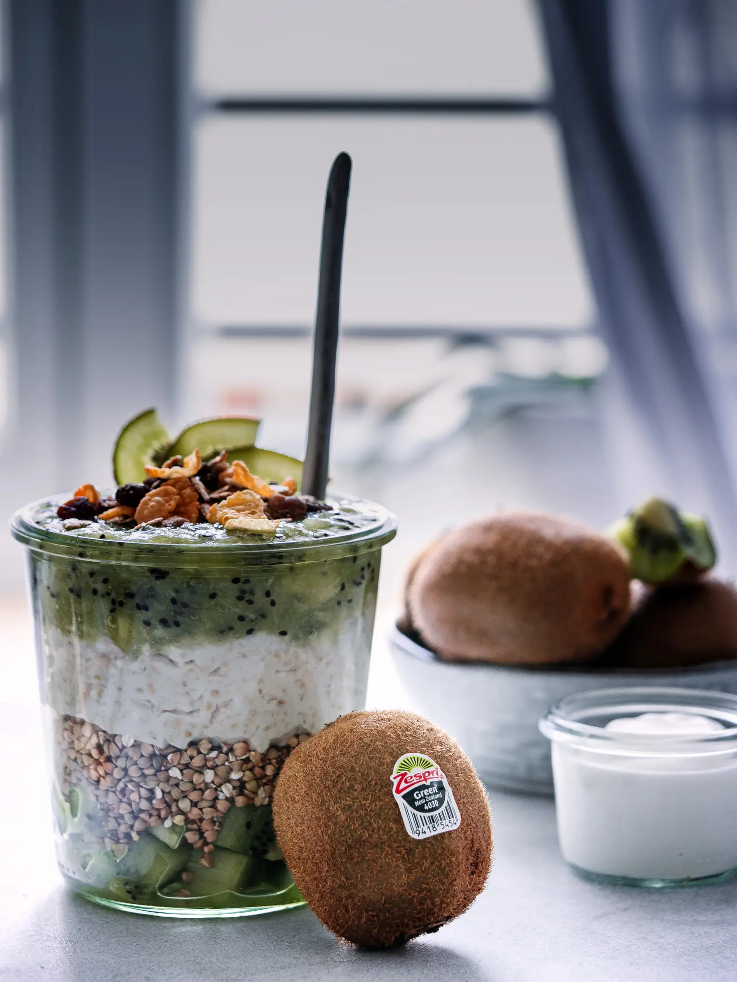 Kiwi Overnight Oats im Glas