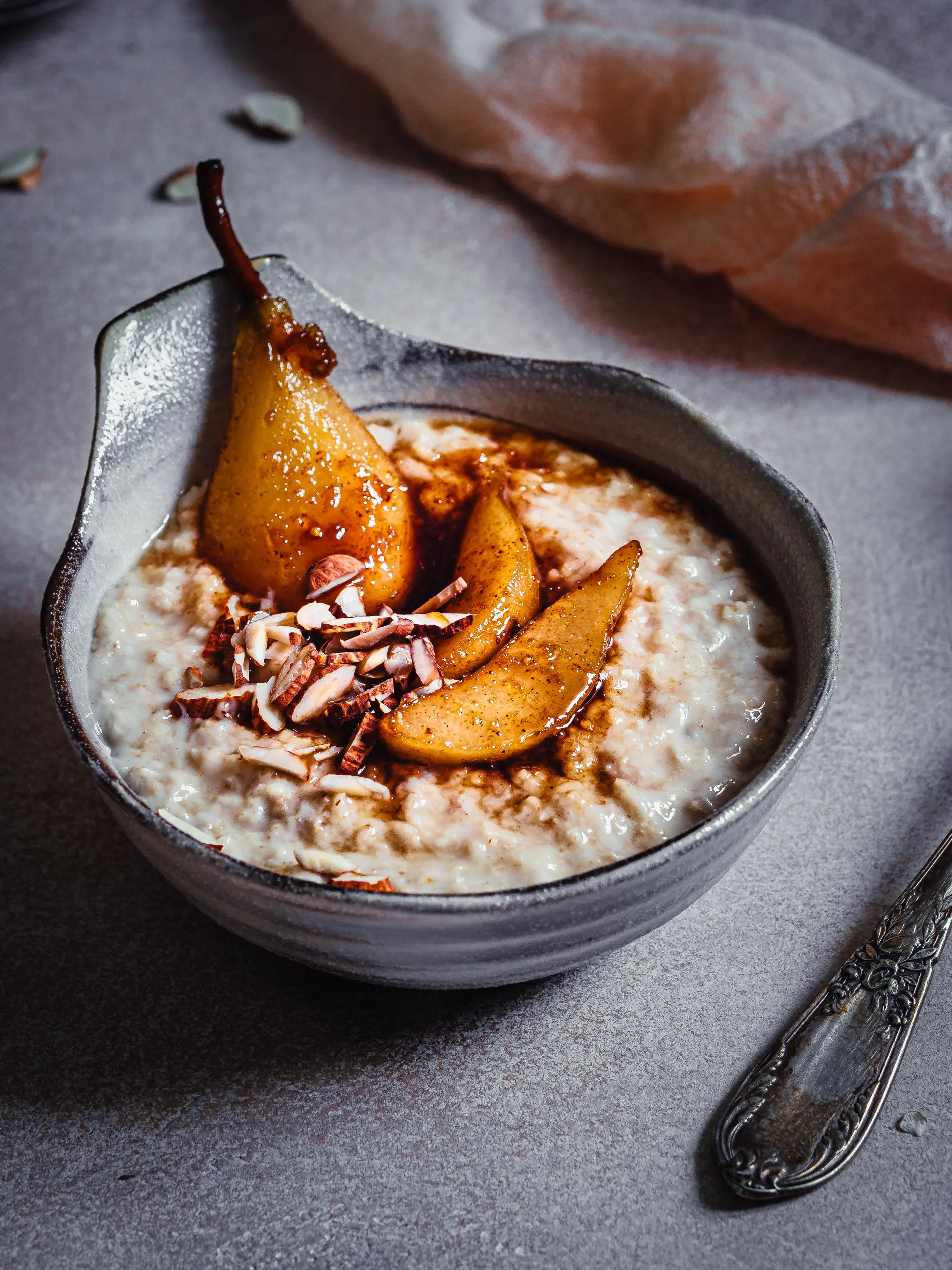 Porridge Grundrezept mit Lebkuchen Birnen