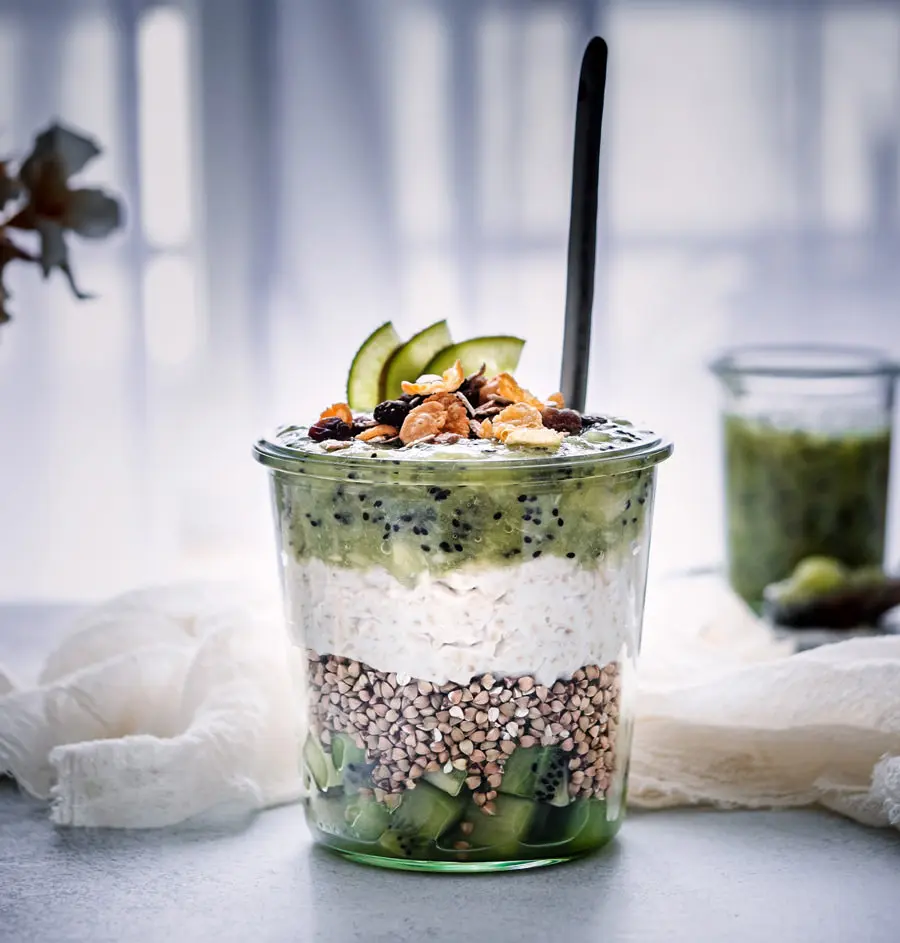 Vegan frühstücken:Kiwi Kardamom Overnight Oats