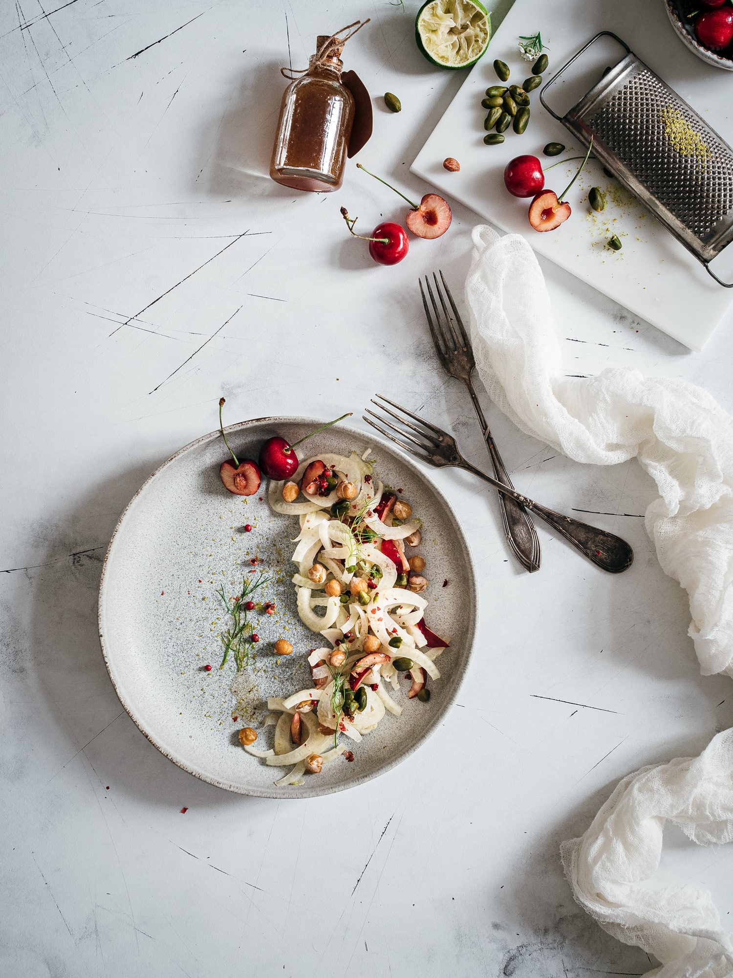 Fenchelsalat mit Himbeer-Limetten-Sumach Dressing