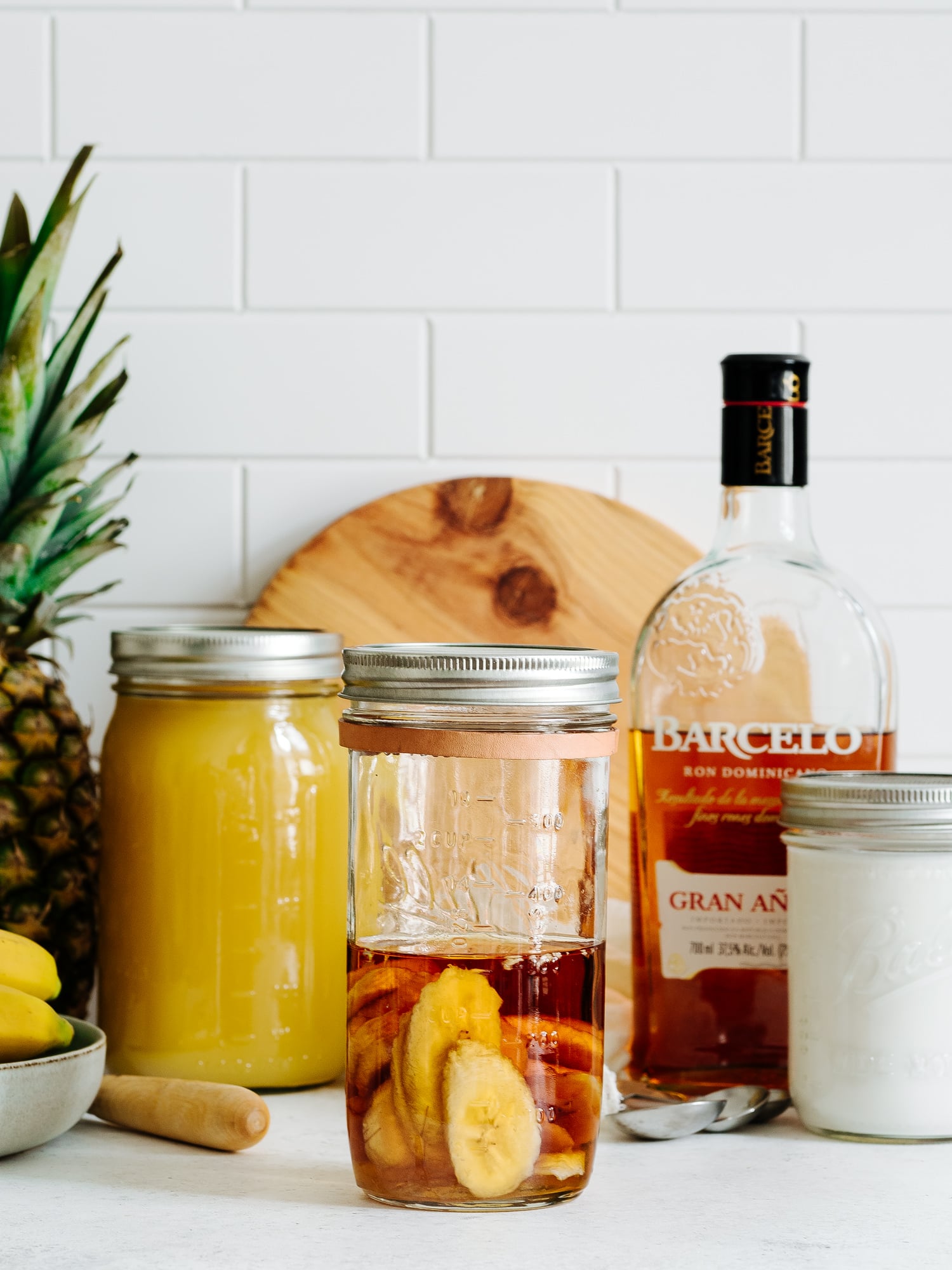 Piña Colada Rezept mit selbstgemachtem Bananen-Rum